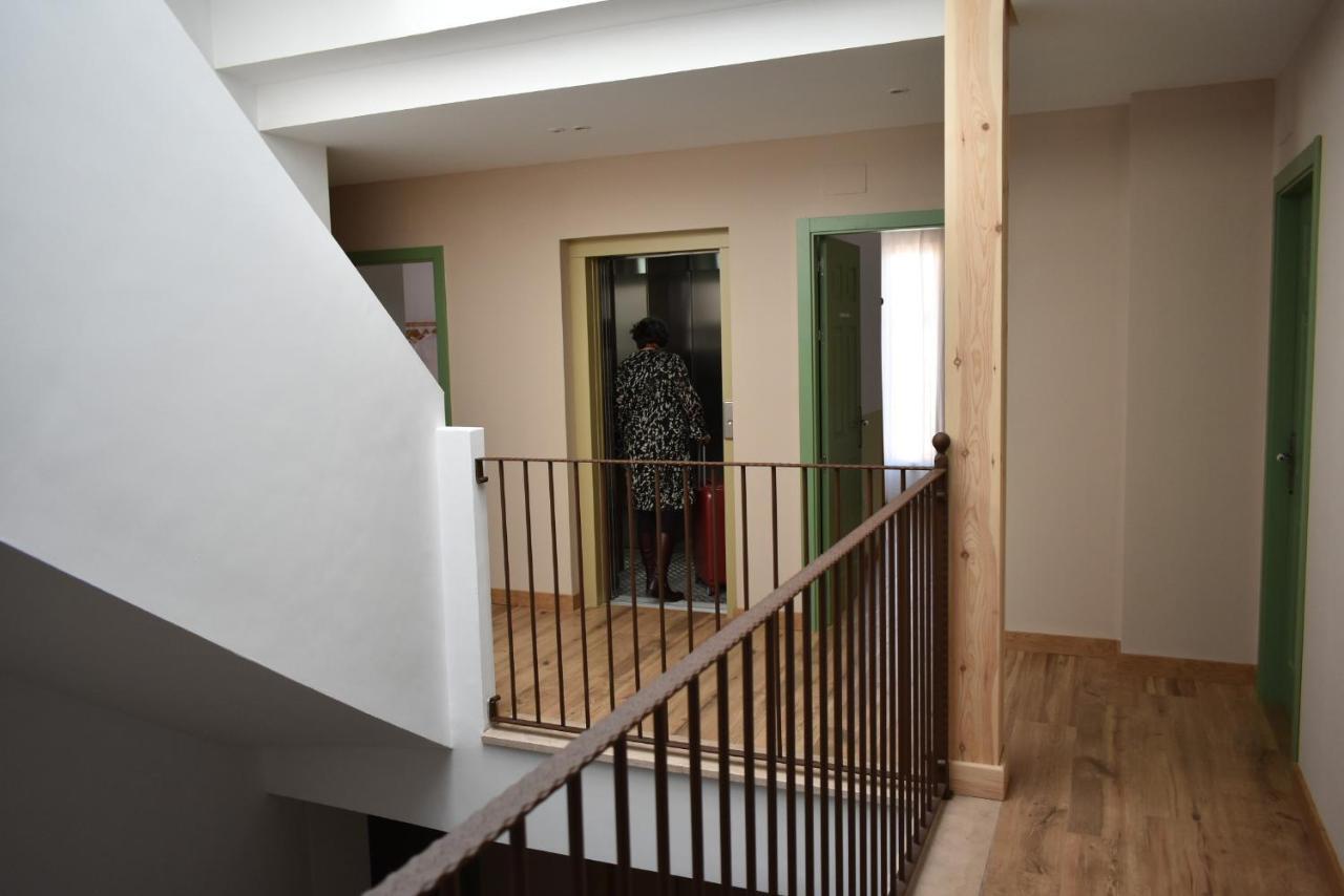 Posada Del Herrero Madridejos Luaran gambar
